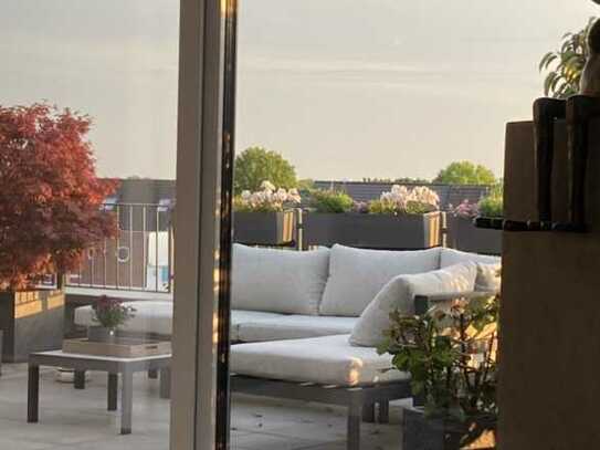 Exklusive, geräumige 3-Zi-Penthouse-Wohnung mit großer Terrasse in Mönchengladbach