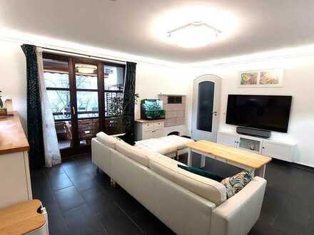 Luxuriöse 3-Zimmer-Wohnung mit Ausblick ins Grüne - entspannt wohnen in ruhiger Lage von Germering
