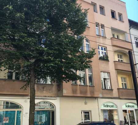 Sanierte und frisch renovierte 3-Zimmer-Wohnung zu vermieten