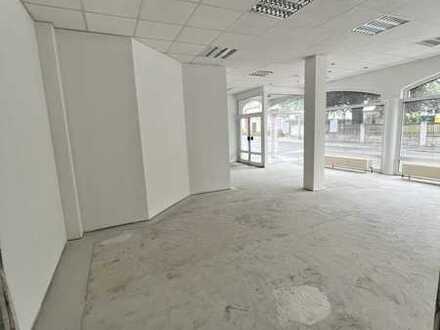** Büro/ Praxis mit Tiefgaragenstellplatz **