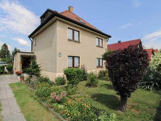 Einfamilienhaus in Dresden Meußlitz inkl. großen Garten mit Gartenhaus, Pool und Garage