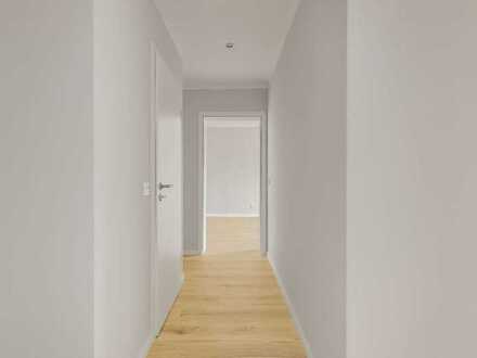 Hochwertig sanierte 2-Zimmer-Wohnung mit EBK & Balkon