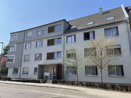 Moderne 4-Zimmer-Wohnung mit Balkon auf der Hambacher Höhe