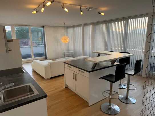 Tolles Maisonette-Büro mit Dachterrasse