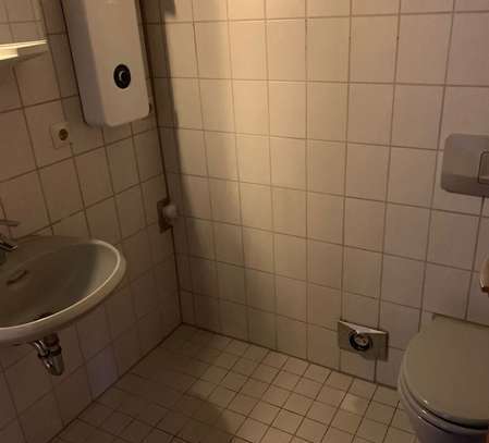 Helle + gepflegte 3-Zimmer-DG-Wohnung in Lahnstein