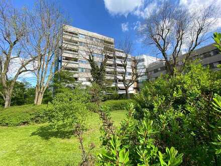 4,5-Zimmer-Wohnung mit sonnigem Balkon, Kellerraum, Tiefgaragenbox und genialer Aussicht