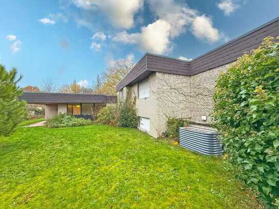 Freistehender Bungalow mit drei Garagen auf einem Erbbaugrundstück am Lisenkamp in Hamm-Mark