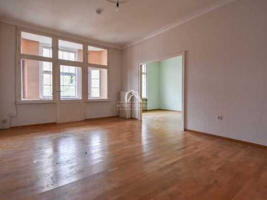 PROVISIONSFREI | 3-ZIMMER-WOHNUNG MIT HOHEM RENOVIERUNGSBEDARF |
ALTBAU IN BERLIN-WESTEND |