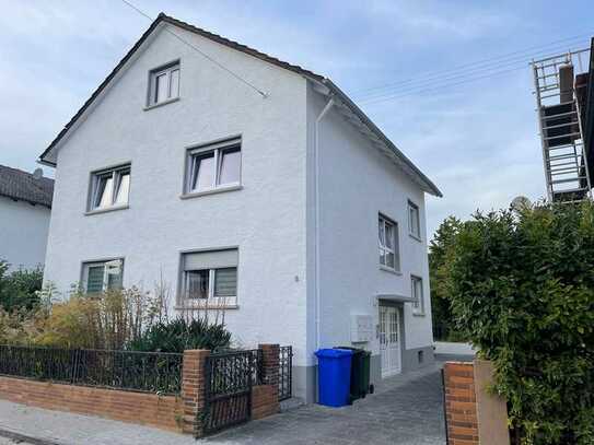 Helle 1,5-Zimmer-Wohnung mit EBK in Niederkirchen bei Deidesheim