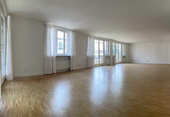 Helle und großzügige 4-Zimmerwohnung