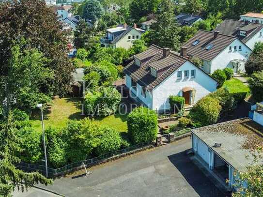 Ihr Sonnenplatz in gesuchter Familienlage - EFH mit herrlichem Garten!