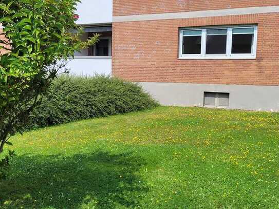 Wunderschöne Hochparterre-Wohnung mit sonniger Loggia