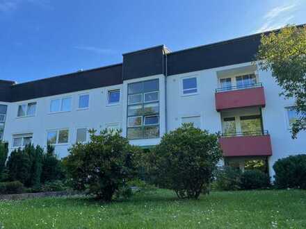 Individuelle, großzügige 2 Zi Penthouse-Wohnung mit Dachterrasse