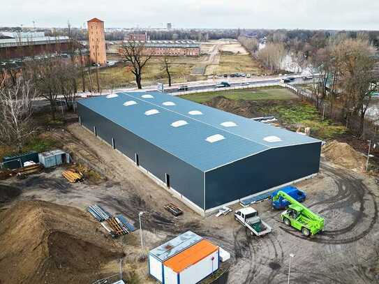 Jetzt in Berlin: Neubau von Hallen- und Industrieflächen – 1500m² mit Büro!