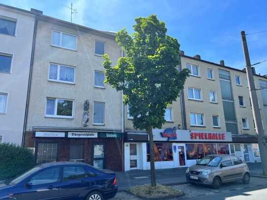 Komplett renovierte 2-Zimmer-Wohnung mit Balkon im 2. OG nähe Innenstadt zu vermieten