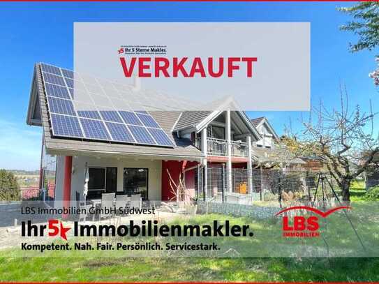 TOP saniertes Wohnhaus mit ELW+2 PV-Anlagen+tolle Lage