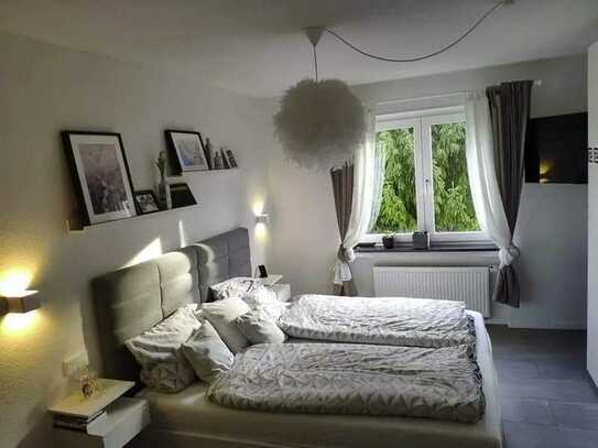 Freundliche 2-Zimmer-Wohnung mit Balkon und Einbauküche in Landau in der Pfalz