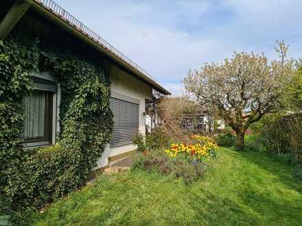 Hengersberg: Freistehendes Einfam.-Haus m. herrlichem Grundstück