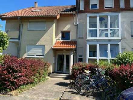 Hübsche 4 Zimmerwohnung mit Balkon direkt an den Weinbergen