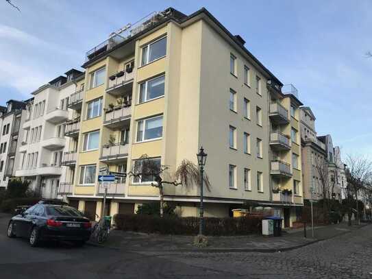 D - Oberkassel, 3 Zimmer Wohnung mit Balkon