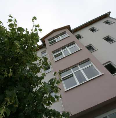 Erdgeschosswohnung mit kleiner Terrasse in Böhlitz-Ehrenberg