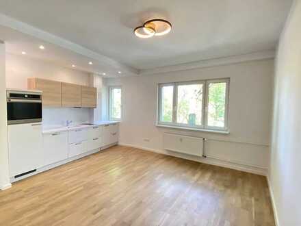 Bezugsfreie 2-Raum-Wohnung mit Balkon und Einbauküche an wunderschöner Marienhöhe