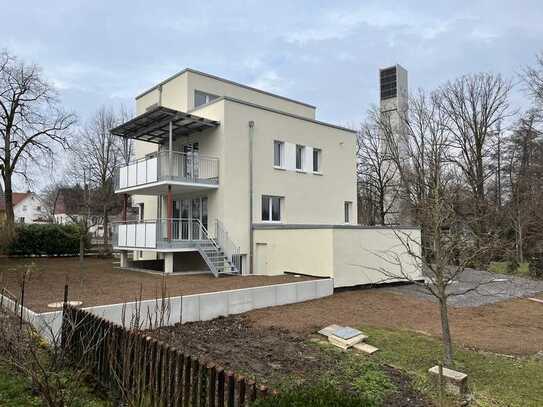 Erstbezug mit Balkon und EBK: Sonnige 2,5-Zimmer-Wohnung in Schorndorf