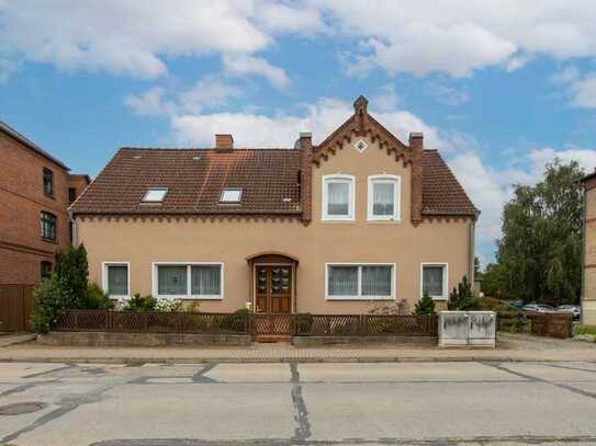 Wohnhaus mit Garage und viel Nebengelass in ruhiger Wohnlage von Neukloster