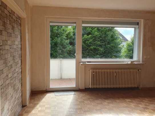 Schöne 4-Zimmer-Wohnung mit Balkon und Einbauküche in Wolfenbüttel