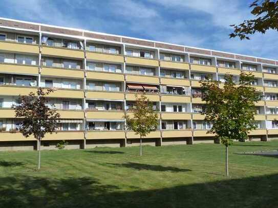 3-Zimmer-Wohnung mit Balkon in zentraler Lage!