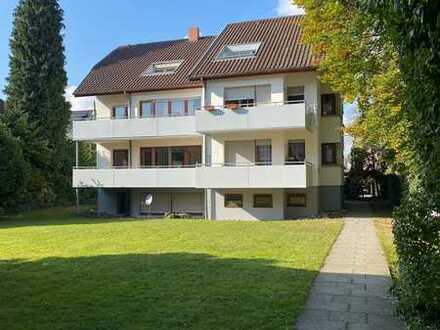 Gepflegte 2-Raum-DG-Wohnung mit Balkon und Einbauküche in Radolfzell am Bodensee