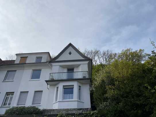 Saniertes und vollvermietetes Mehrfamilienhaus in ruhiger und grüner Lage