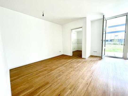 *sanierte 3 Zi-WHG, in Gersthofen, ca. 83 m², mit Terrasse, Balkon & Garten, Keller, 2 TG-Stellpl.*