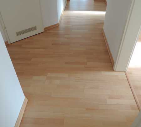 4-Zimmer-Wohnung mit Terrasse / Gartenanteil in Niedrigenergiehaus Energieeffizienzklasse B