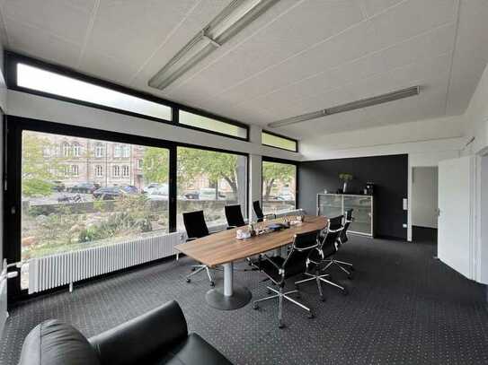 Möblierte, helle Räume zentral am Kern der Stadt zu vermieten- flexible Nutzung als Büro oder Praxis