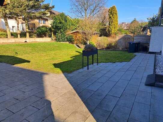 Kürten-Bechen! 2,5-Zimmer-Komfortwohnung mit Terrasse und Garten