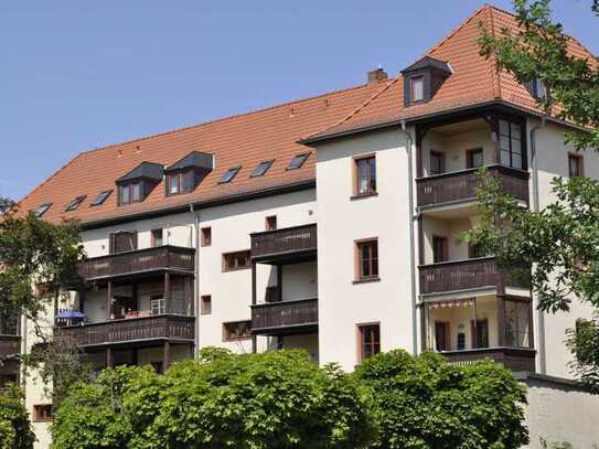Schöne Dachgeschosswohnung direkt am Muldendamm