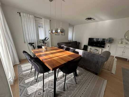 Geschmackvolle 2 Zimmer Wohnung mit Terrasse in München-Waldperlach