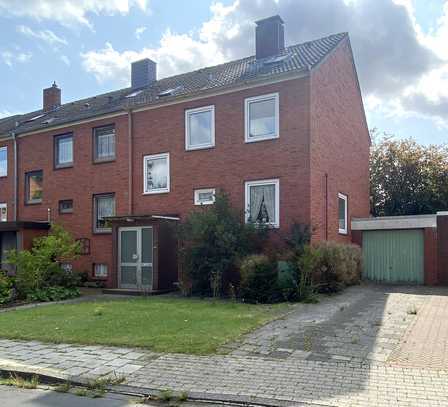 Viel Potential: Reihenendhaus mit Garage