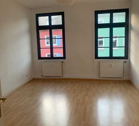 Frankfurt am Main / Innenstadt /3-Zimmer-Wohnung mit Einbauküche in Frankfurt am Main