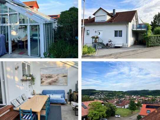 Architektenhaus am Waldrand mit Panoramablick, Wintergarten und Naturteich in Unterheinriet