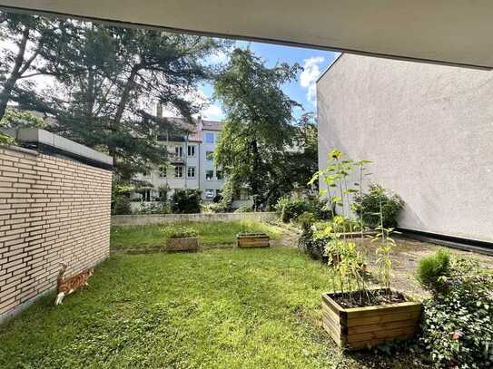 Kleine Stadtwohnung mit Terrasse und Tiefgaragenstellplatz in der begehrten Oststadt!