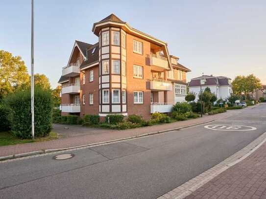 Scharbeutz, untere Seestraße - komplett sanierte 3 Raum-Wohnung mit Terrasse und KFZ-Stellplatz