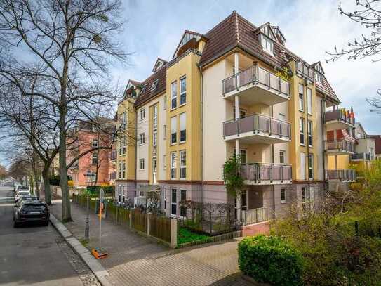 Top Investment in DD-Striesen: Portfolio mit 5 Whg. und 5 TG-Stellplätzen auf einer Etage.