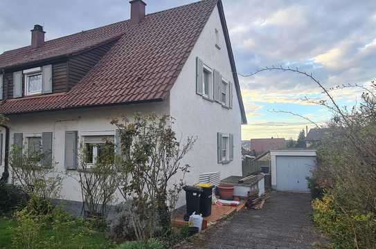 Gemütliche Doppelhaushälfte für Paare oder die kleine Familie in Pforzheim; Stadtteil Buckenberg