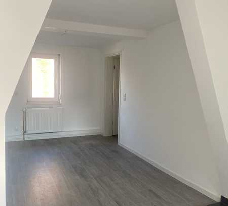 Komfortable Maisonette-Wohnung mit viel Tageslicht und modernen Details