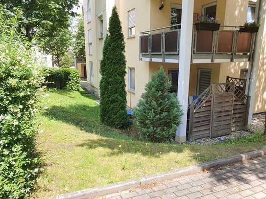 Ruhige 3-Zimmer-EG Wohnung mit Terrasse in Dresden-Plauen