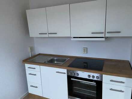 Frisch saniert mit Küche und Balkon - freundliche 3-Zimmer-Wohnung in Zschopau ab 01.09.
