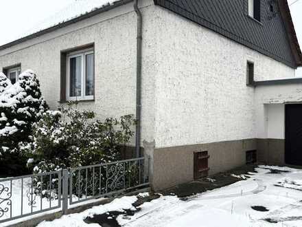 Dörflicher und historischer Charme in Dessau Mosigkau: Familienidylle mit Garten und Ausbaupotenzial