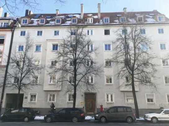 Modernisierte 2-Raum-Wohnung in München Sendling